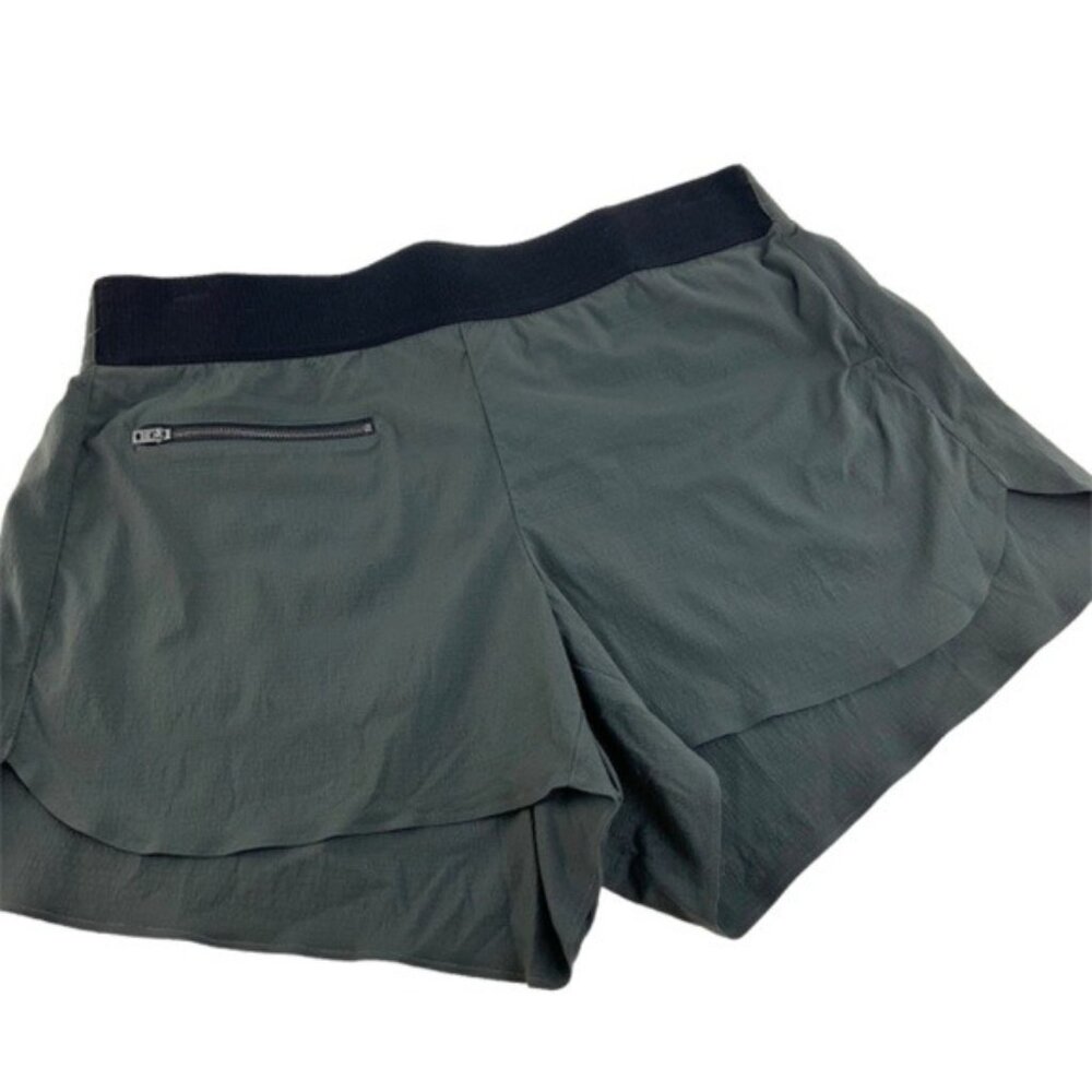 Athleta Mod Trekkie Shorts UPF 50+ - Picture 3 of 6